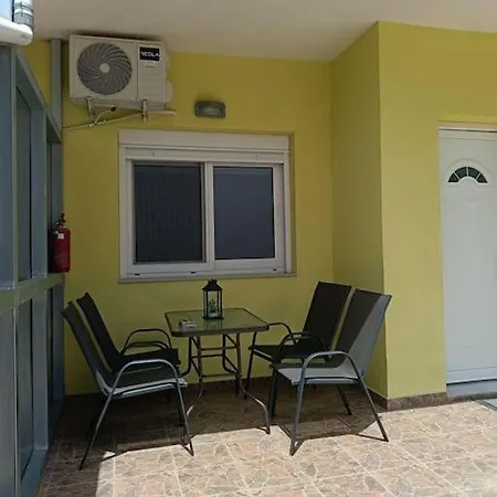 Lida'S House Apartment Loutraki  Exterior photo