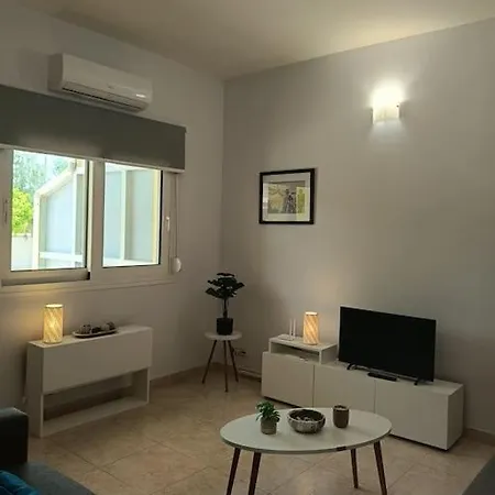 Lida'S House Apartment Loutraki  Exterior photo